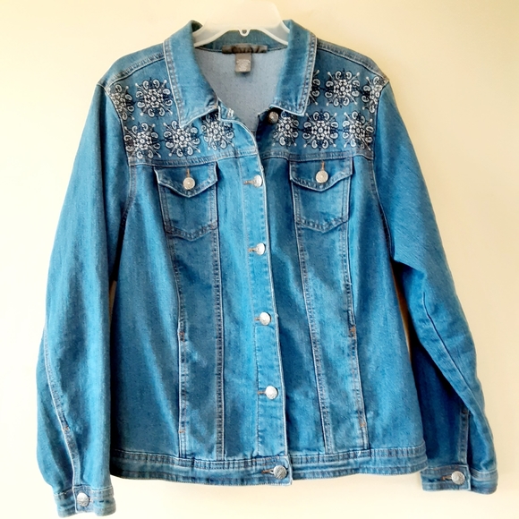 Embroidered Denim Jacket
Sz 22 24 - Picture 2 of 9